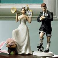 Необычные фигурки на свадебный торт