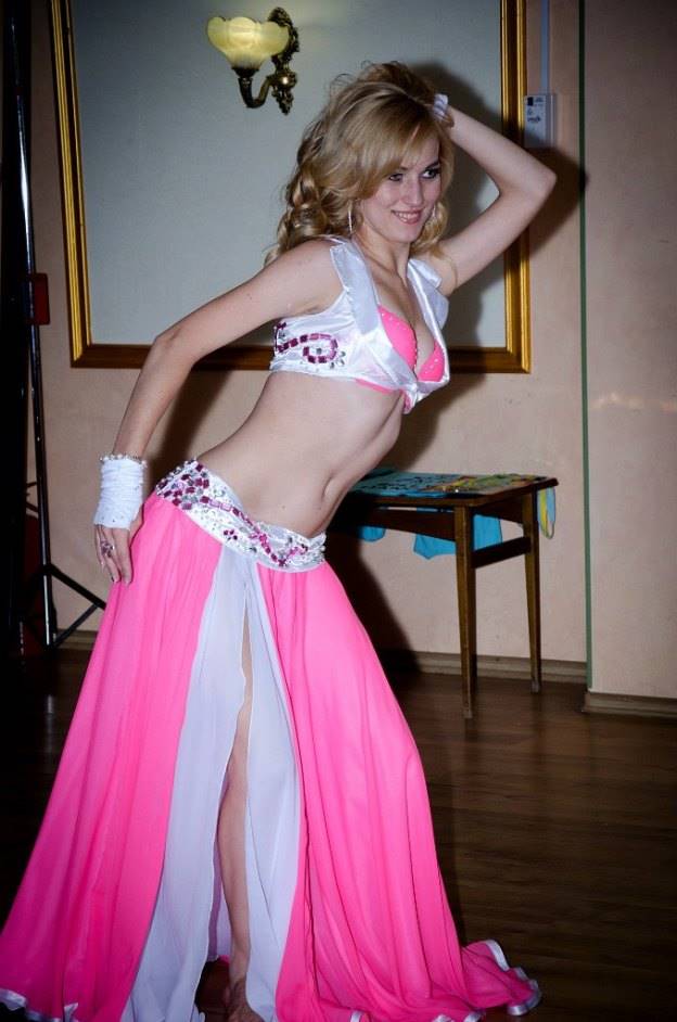 Танцовщица Татьяна Юха